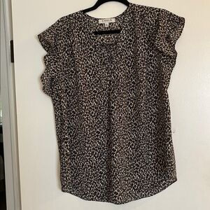 Chaus Women's Black and Brown Animal Print Blouse. NWOT. Size L
